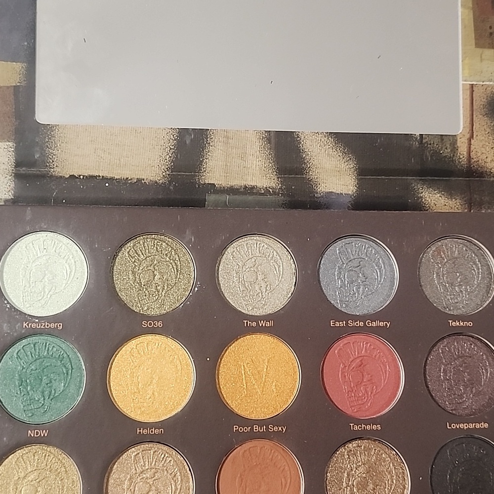 Nomad Eyeshadow Palette with Green, Gold, and Silver Shades